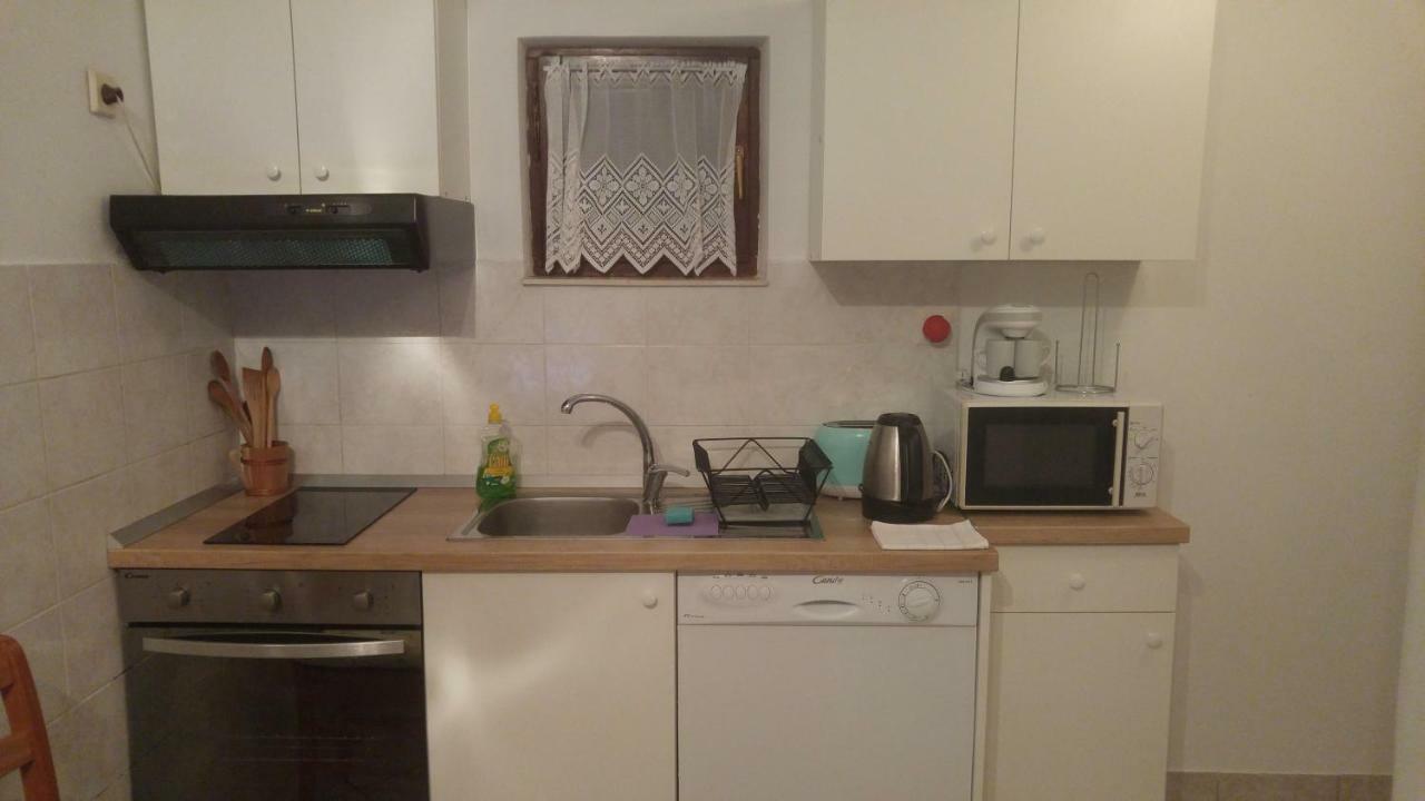 Vera Apartment 1 Rogoznica  Eksteriør billede