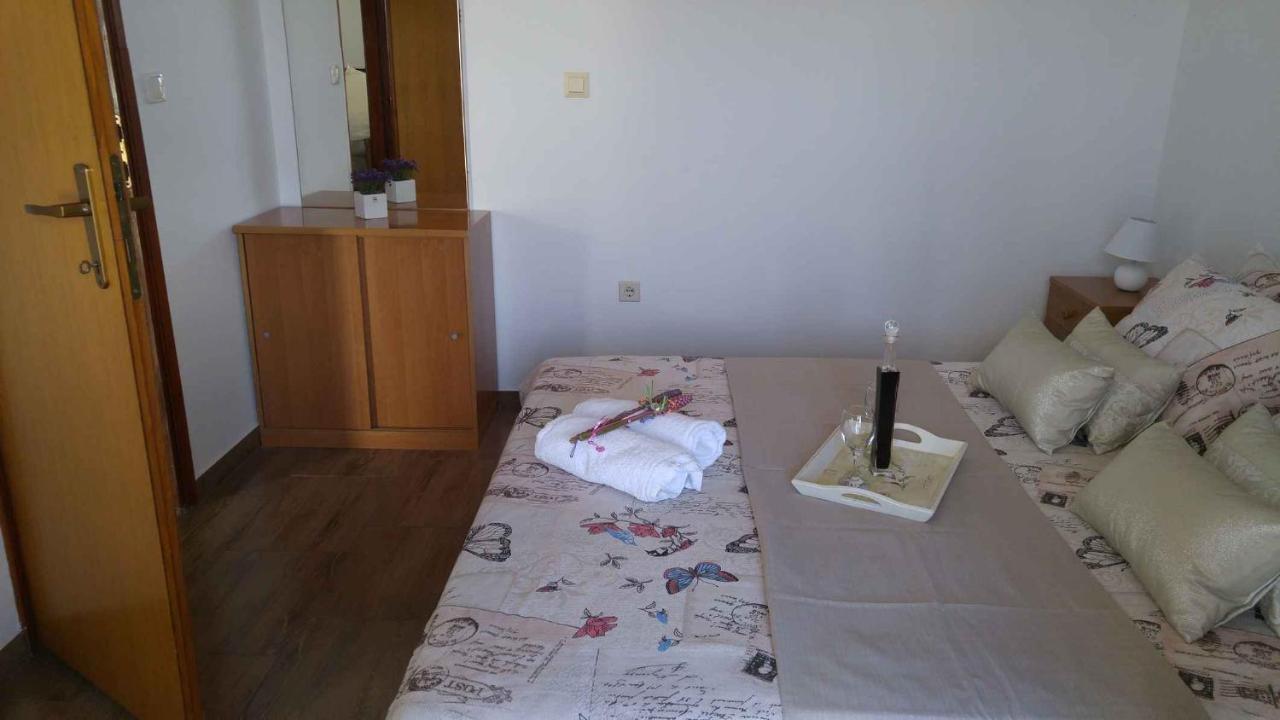 Vera Apartment 1 Rogoznica  Værelse billede