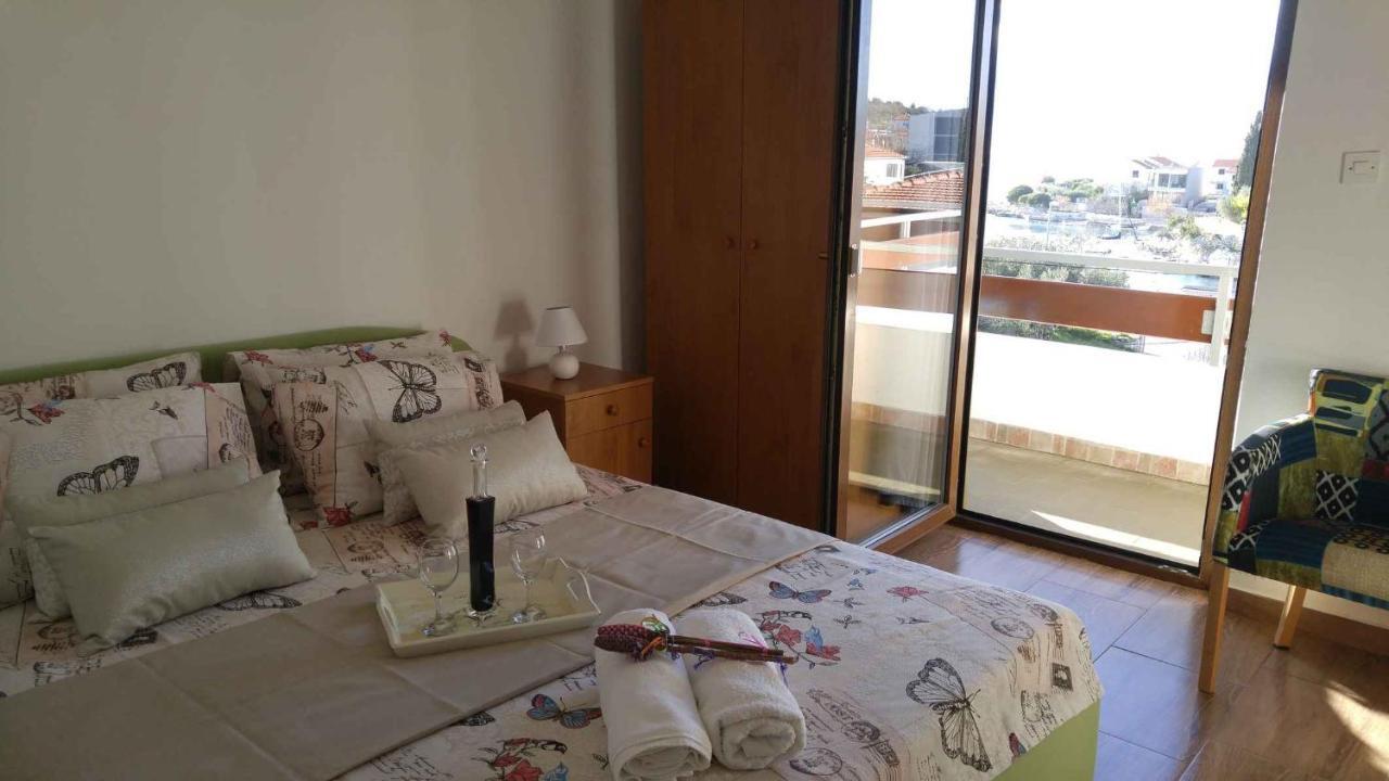 Vera Apartment 1 Rogoznica  Værelse billede