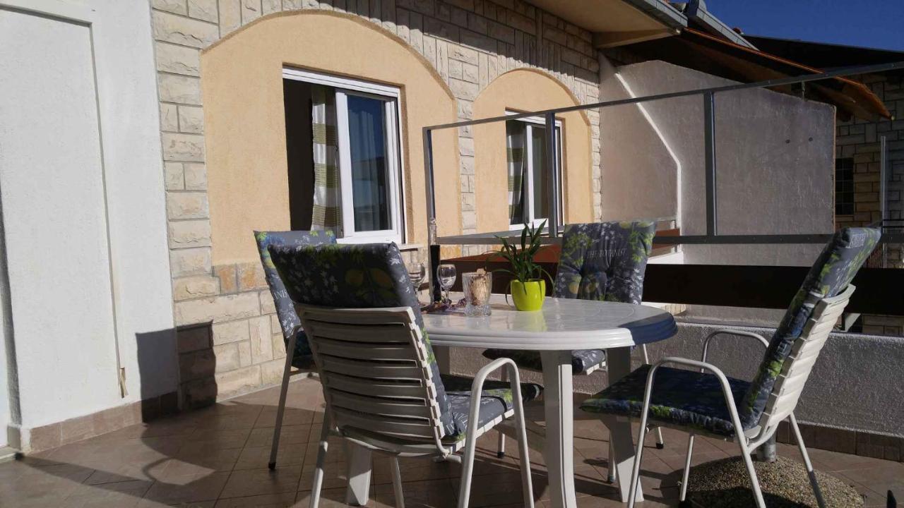 Vera Apartment 1 Rogoznica  Værelse billede